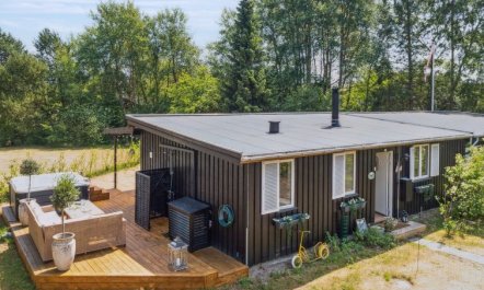 'Thorlak' - 860m from the sea 1