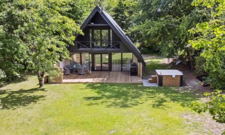 'Estefania' - 1km from the sea