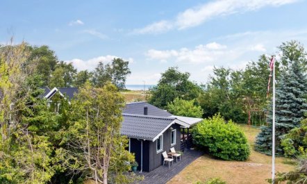 'Margit' - 10m from the sea