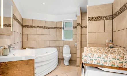 'Bjarka' - 700m from the sea 2