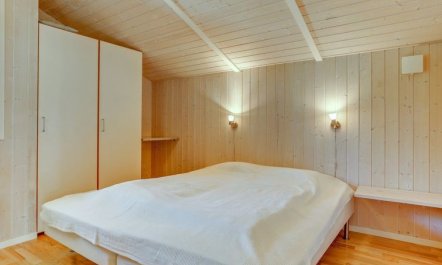 'Gith' - 800m from the sea 2