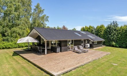 'Nyalle' - 1.3km from the sea 2