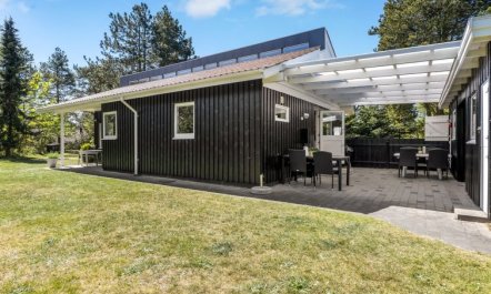 'Rustam' - 600m from the sea