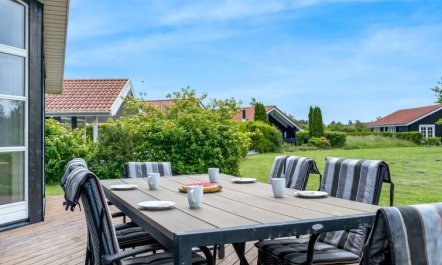 'Birtir' - 1.2km from the sea 2