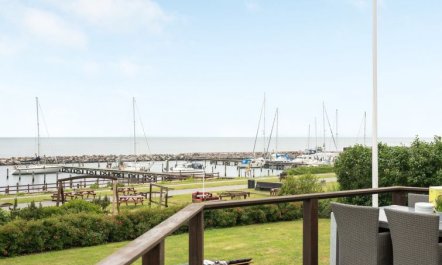 'Stefanie' - 10m from the sea 4