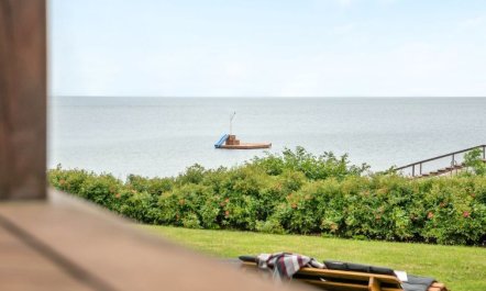 'Stefanie' - 10m from the sea 3