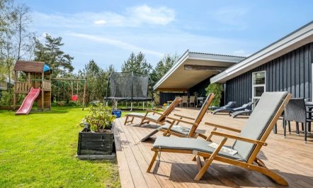 'Helena' - 700m from the sea 3