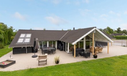 'Harek' - 800m from the sea 2