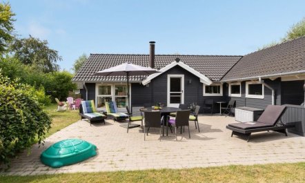 'Zelda' - 300m from the sea 4