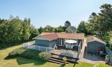 'Lillan' - 250m from the sea