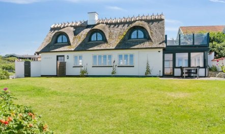 'Susan' - 20m from the sea 2