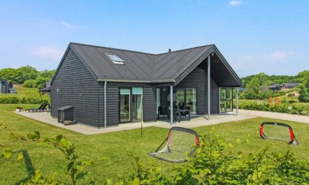 'Thorfin' - 200m from the sea