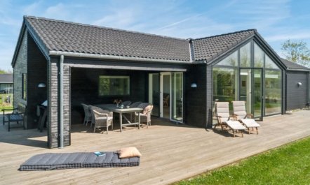 'Gregor' - 300m from the sea