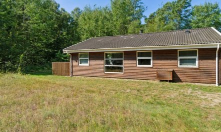 'Emmie' - 1.2km from the sea 2