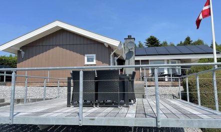 'Ebbeline' - 150m from the sea 7