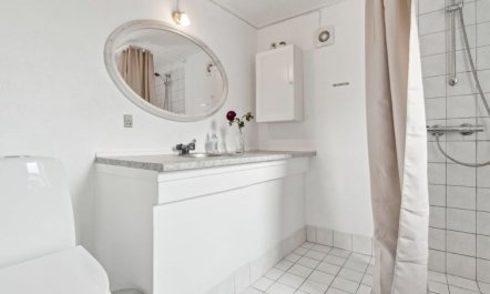 'Elsabeth' - 50m from the sea 7