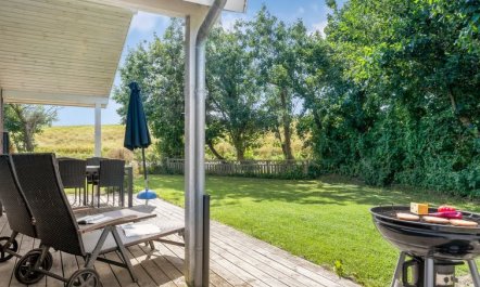 'Alvina' - 45m from the sea 4