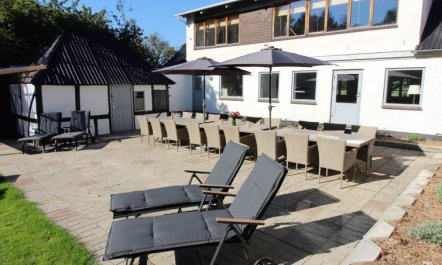 'Dana' - 525m from the sea 6