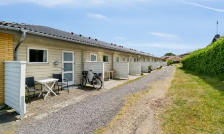 'Feodora' - 100m from the sea 3