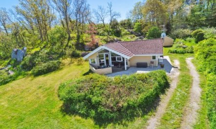 'Henric' - 75m from the sea 6