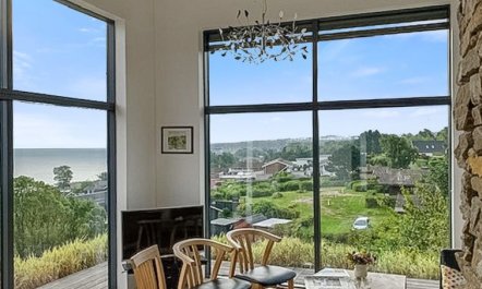 'Linda' - 200m from the sea 1