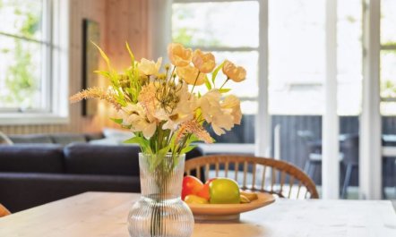 'Melvin' - 700m from the sea 5