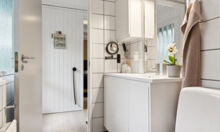 'Caren' - 75m from the sea 6