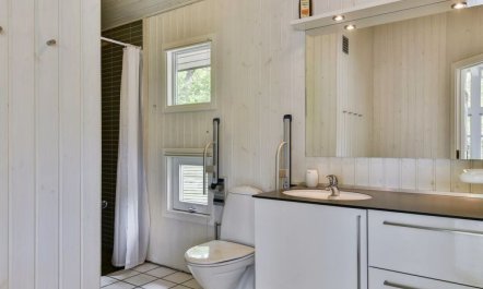 'Riaan' - 200m from the sea 5