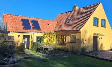 'Amlethus' - 375m from the sea