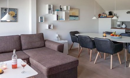 'Thorsten' - 500m from the sea 2