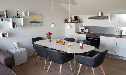 'Thorsten' - 500m from the sea 1