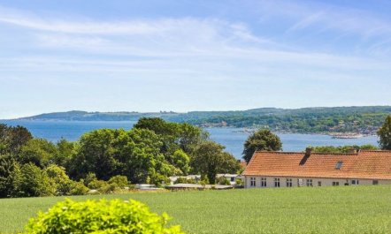 'Ayk' - 400m from the sea 4