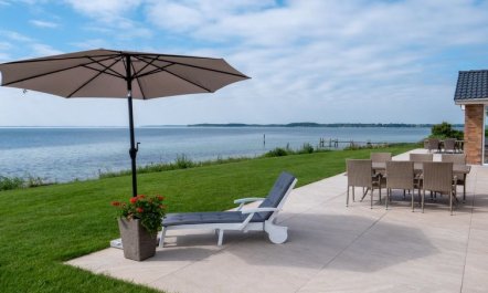 'Volmar' - 10m from the sea 1