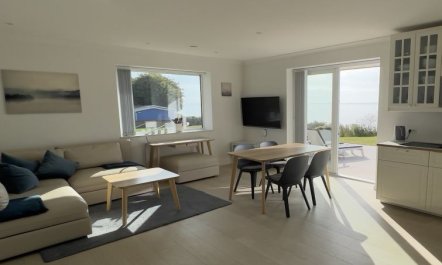 'Volmar' - 10m from the sea 3