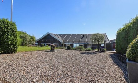 'Grim' - 5m from the sea 2