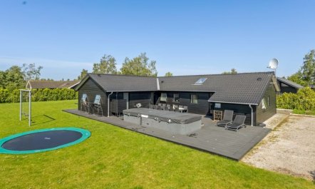 'Bernadine' - 500m from the sea