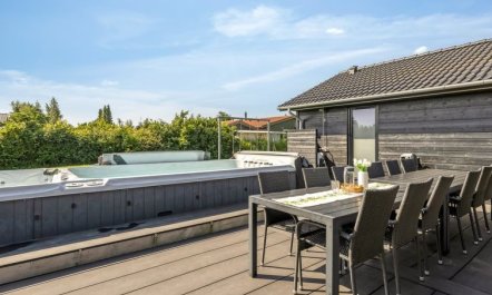 'Bernadine' - 500m from the sea 7