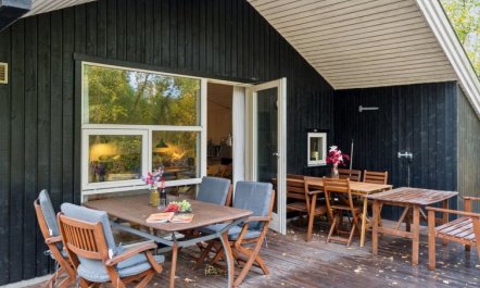 'Aimo' - 300m from the sea