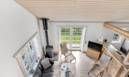 'Edzard' - 900m from the sea 1