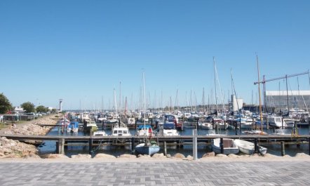 'Claudine' - 90m from the sea 2