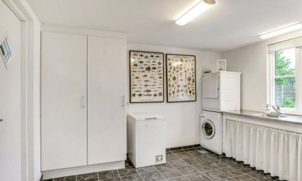 'Gullan' - 75m from the sea 2