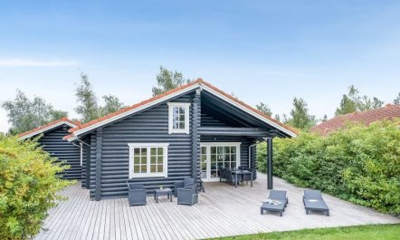 'Salmina' - 900m from the sea