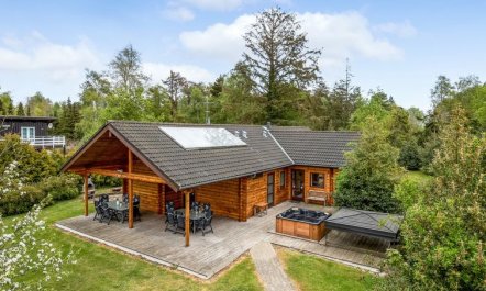 'Dora' - 180m from the sea 6