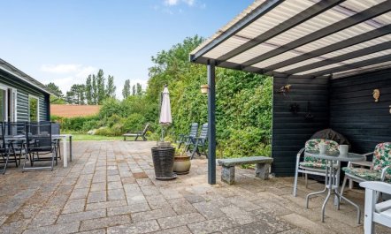 'Rikhard' - 75m from the sea 6