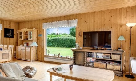 'Rikhard' - 75m from the sea 5