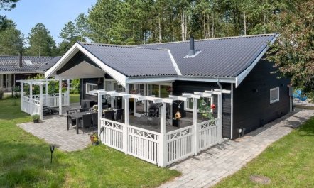 'Helin' - 800m from the sea