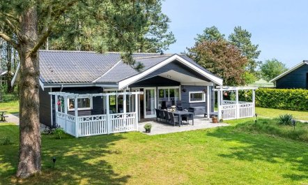 'Helin' - 800m from the sea 2