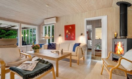 'Delma' - 750m from the sea 1