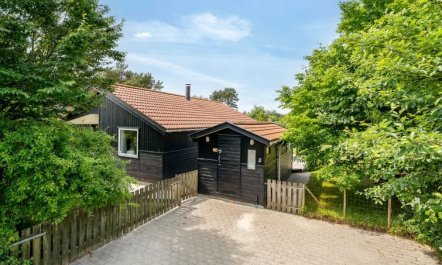 'Allie' - 150m from the sea 3