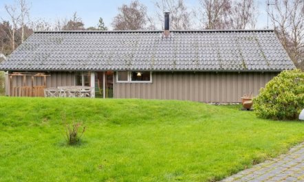 'Arent' - 1.1km from the sea 1